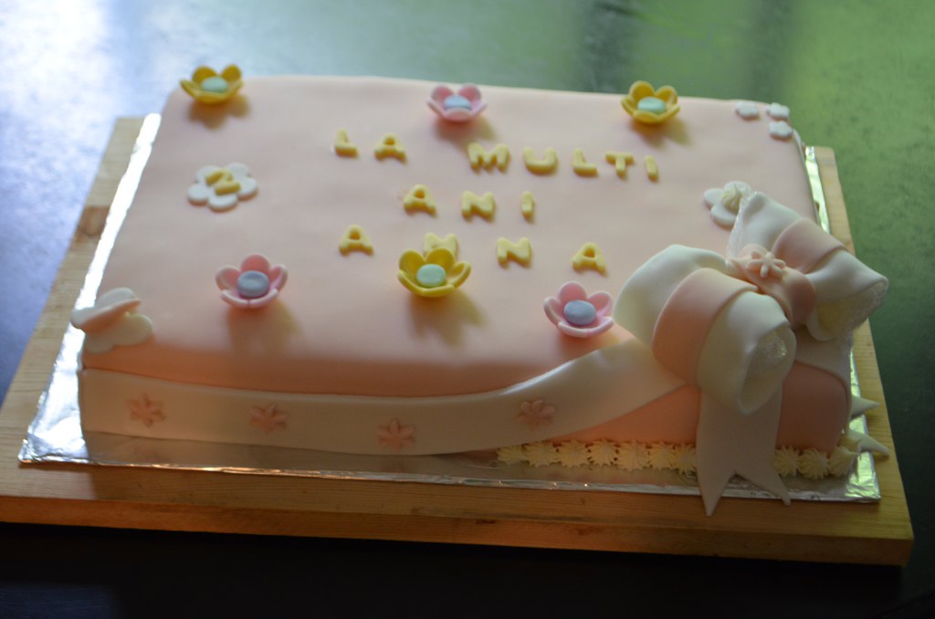 Cake 36